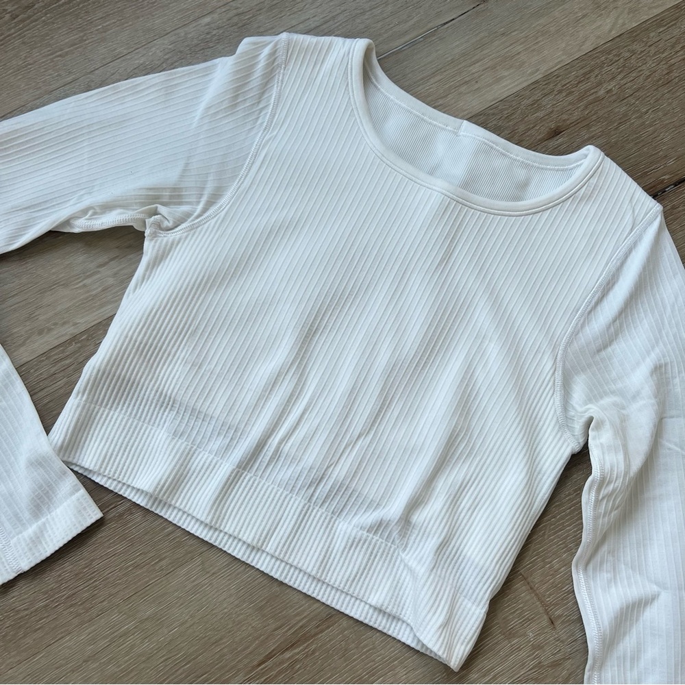 Lululemon Ebb To Long Sleeve Top - Picture 2 of 7